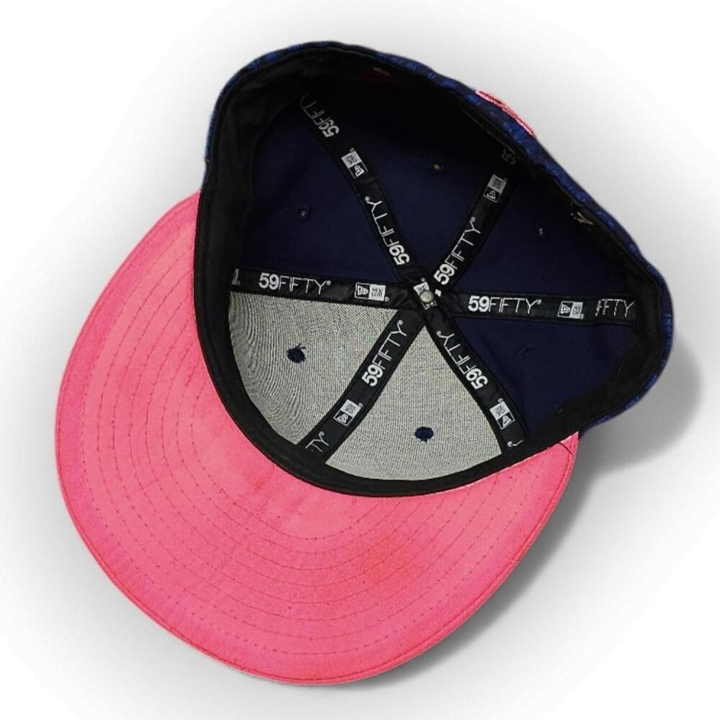 New Era Milwaukee Brewers MLB Baseball Cap 59FIFTY Fitted Hat Size 7 Pink Brim